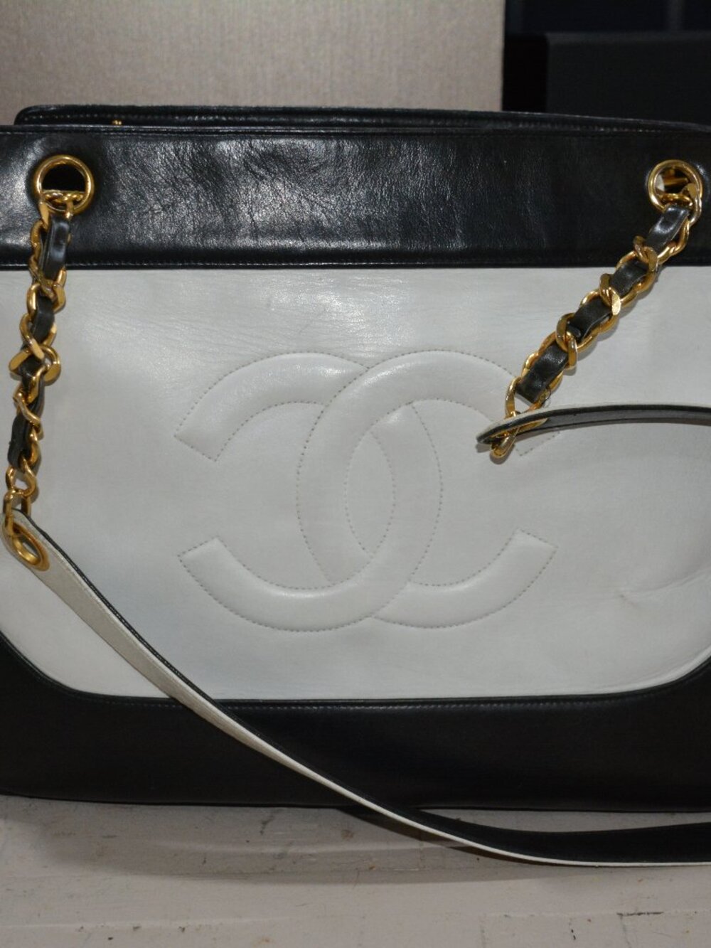 Vintage Chanel Bicolor Leather Shoulder Bag